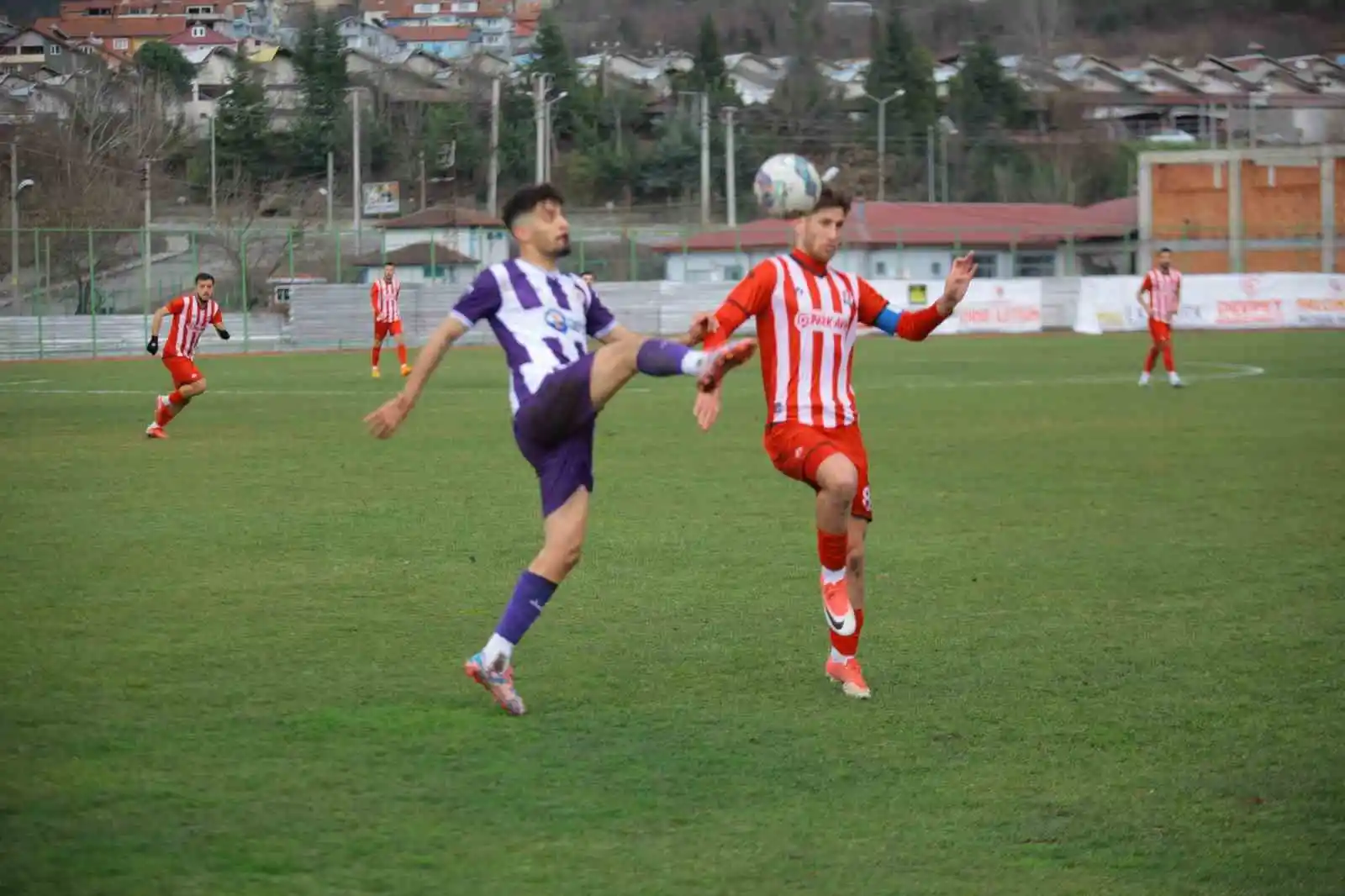 Amatör maçta tribünler karıştı
