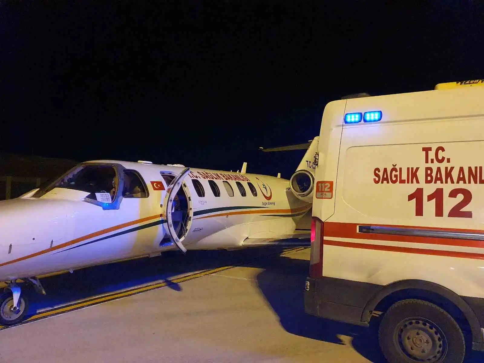 Ambulans uçak 8 yaşındaki çocuk için havalandı
