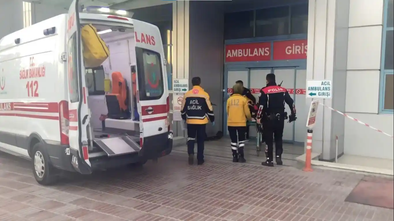 Burdur’da motosikletli yunus ekipleri ekipleri kaza yaptı, 2 polis yaralandı
