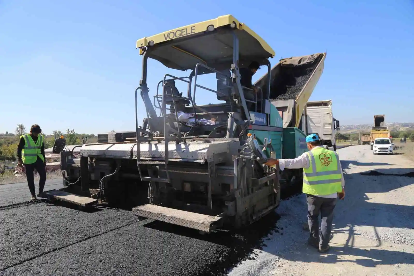 Büyükçekmece’de 18 mahallede 200’den fazla cadde ve sokakta çalışmalar tamamlandı
