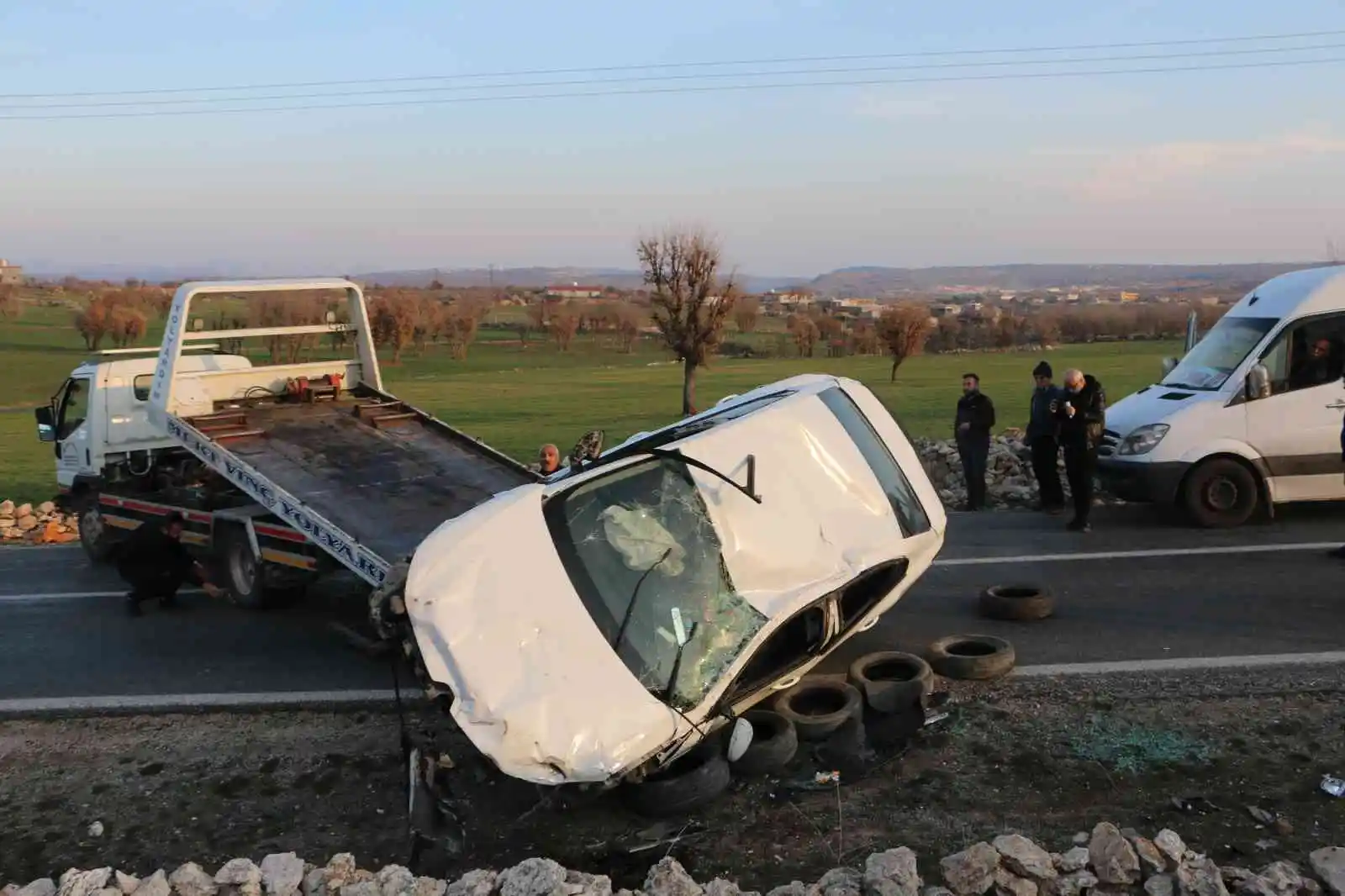 Diyarbakır’da kontrolden çıkan otomobil takla attı: 1 yaralı
