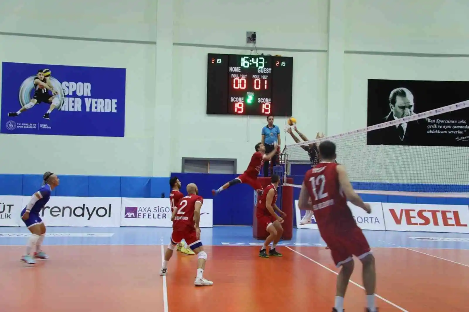 Efeler Ligi: Develi Belediyespor: 0- Halkbank: 3
