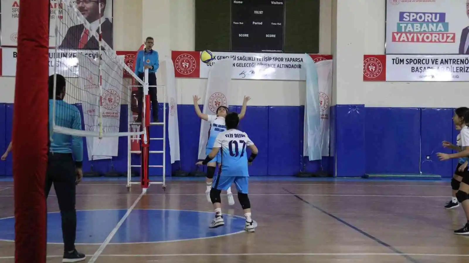 Elazığ’da küçükler Voleybol İl Şampiyonası başladı
