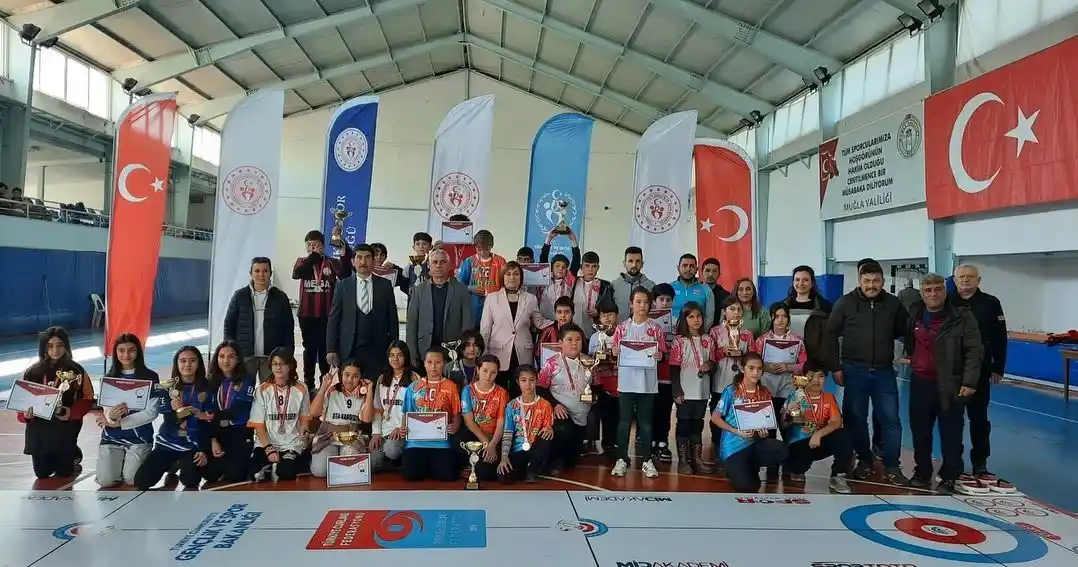 Floor Curling il birinciliği müsabakaları Köyceğiz'de yapıldı
