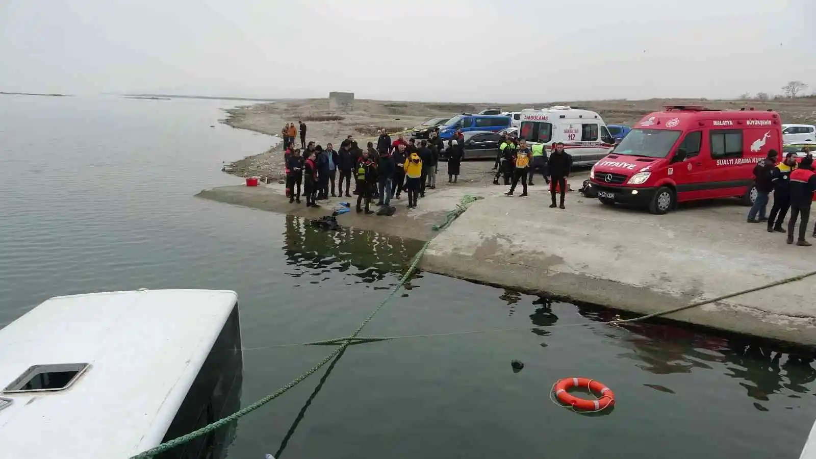 Gölete uçan otobüsün araç içi kamera görüntüleri ortaya çıktı
