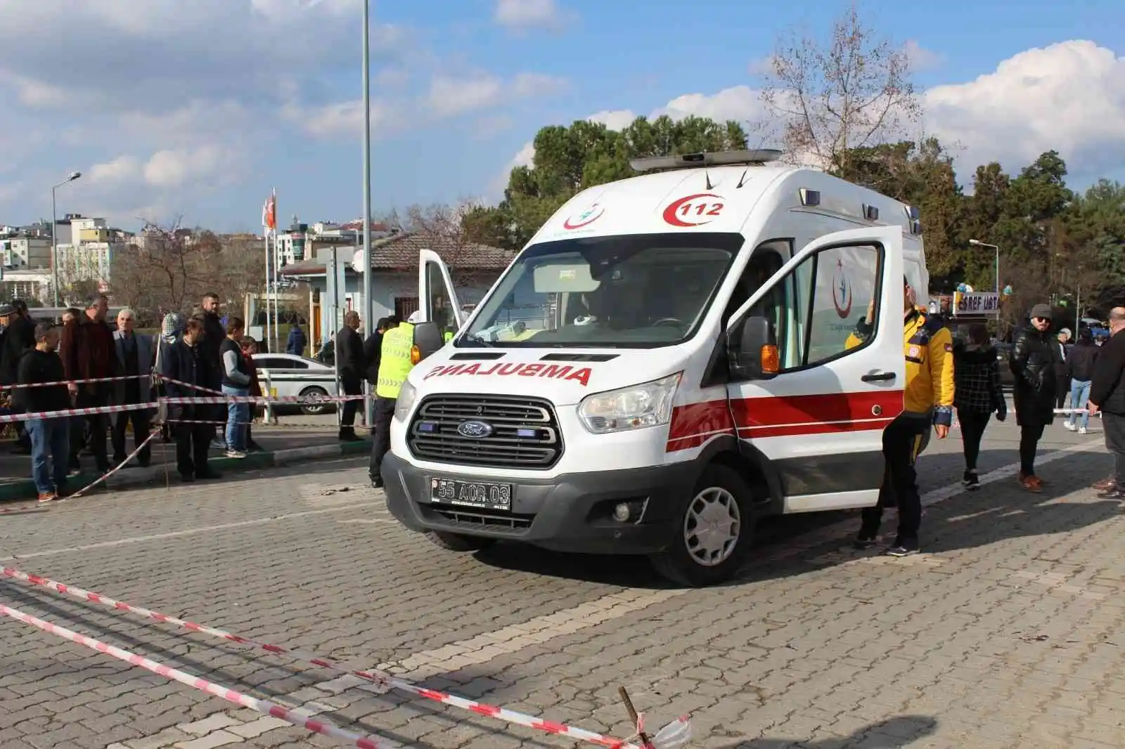 Husumetliler arasında bıçak ve keserli kavga: 1 ölü, 3 ağır yaralı
