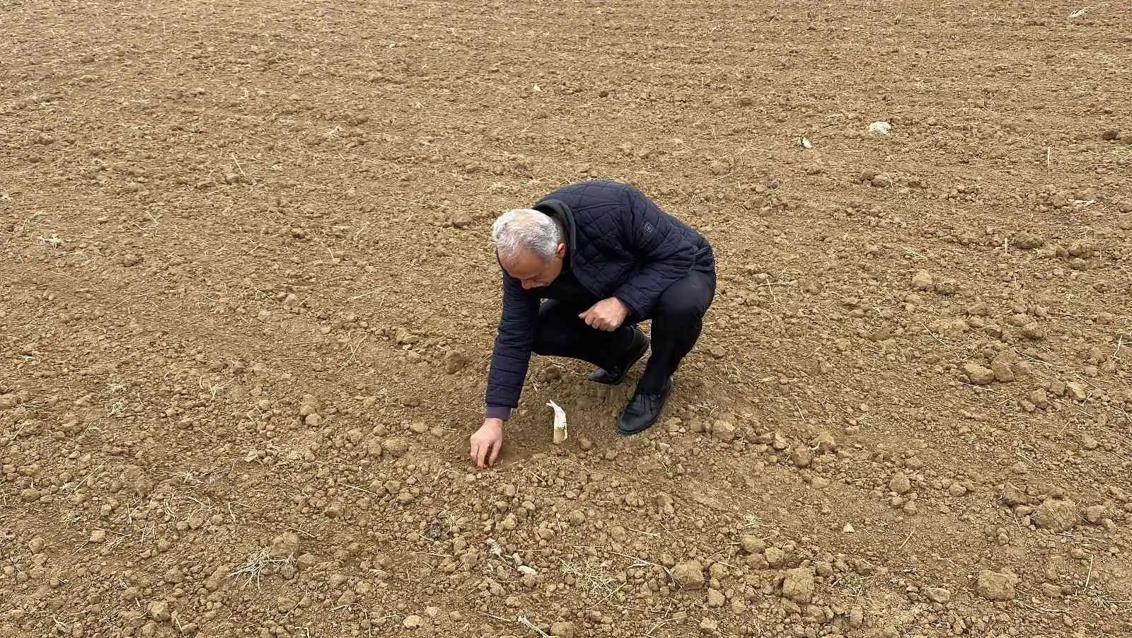 Kulu’da kuraklık nedeniyle çiftçiler zor günler yaşıyor
