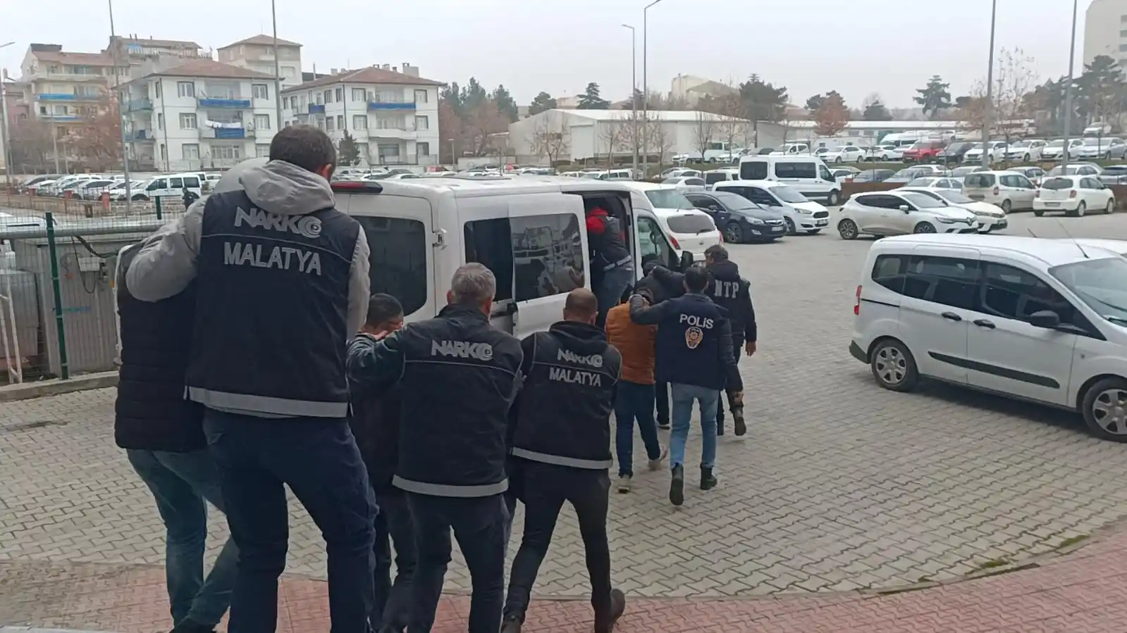 Malatya'da zehir tacirlerine darbe üstüne darbe
