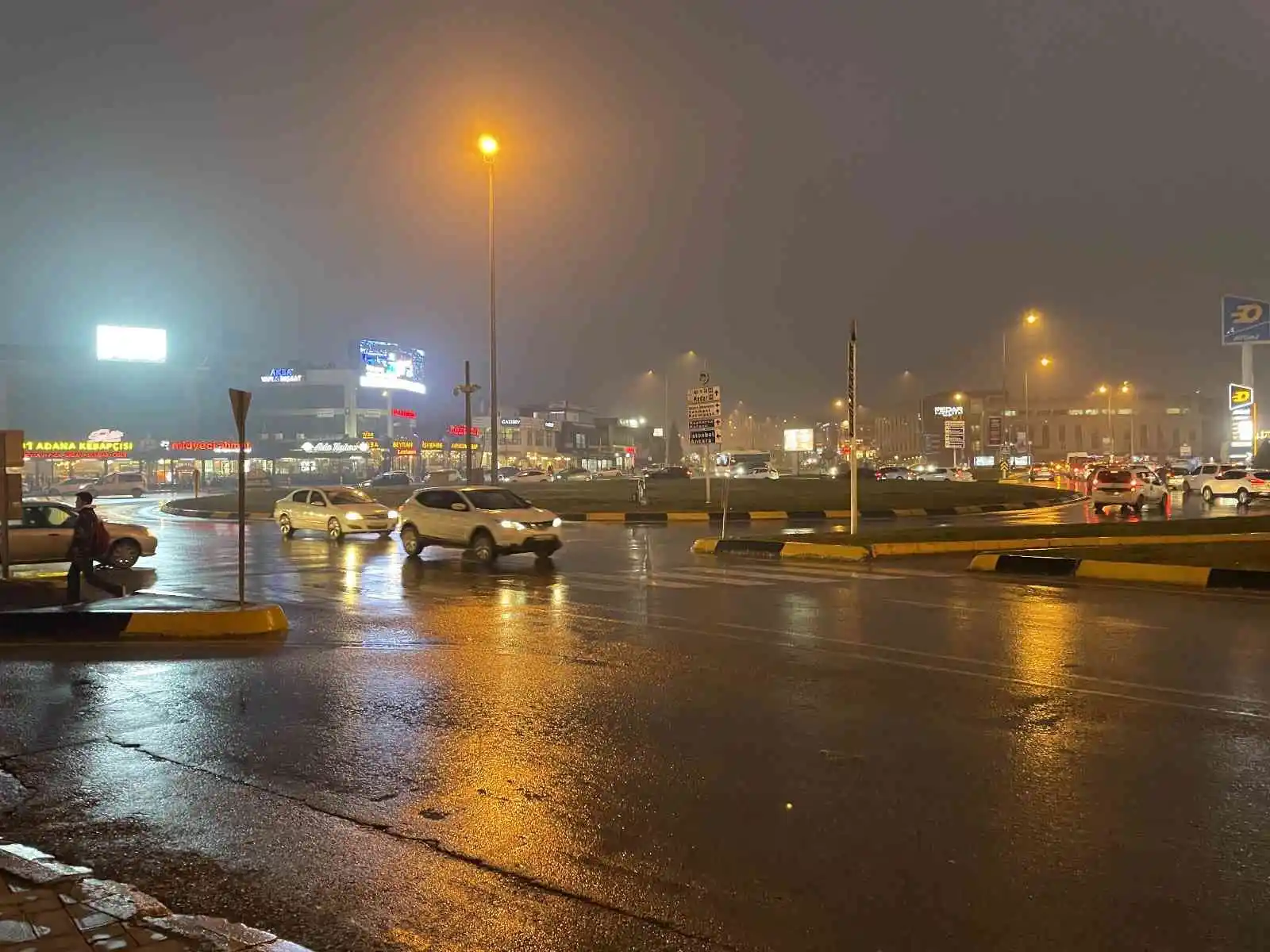 Sakarya’da yağmur ve sis etkili oluyor
