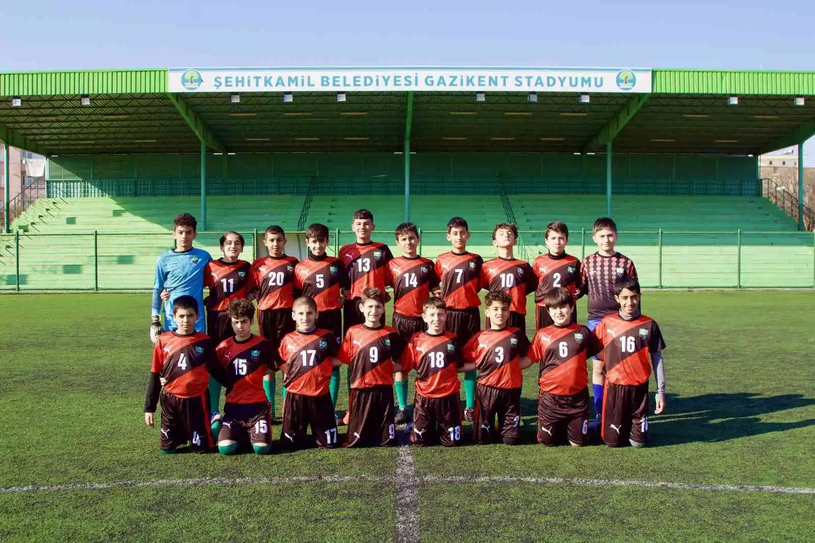 Şehitkamil Futbol Akademisi’nde yarıyıl mesaisi başladı
