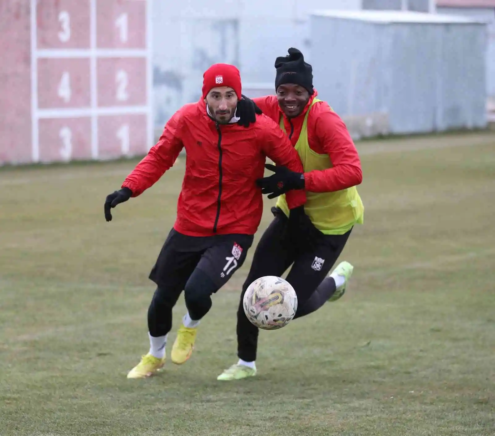 Sivasspor, Kayseri maçının hazırlıklarına başladı
