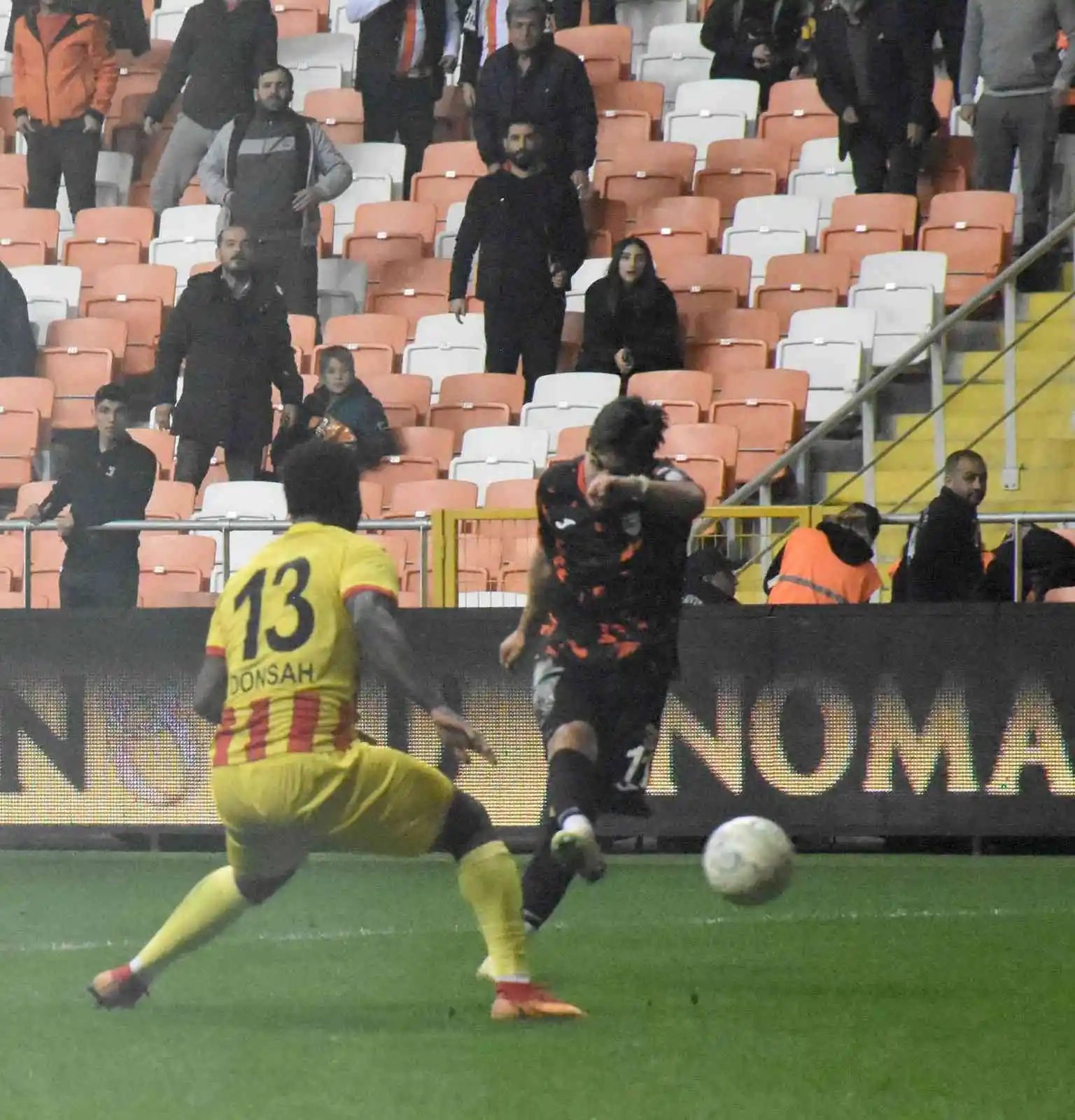 Spor Toto 1. Lig: Adanaspor: 2 - Yeni Malatyaspor: 2
