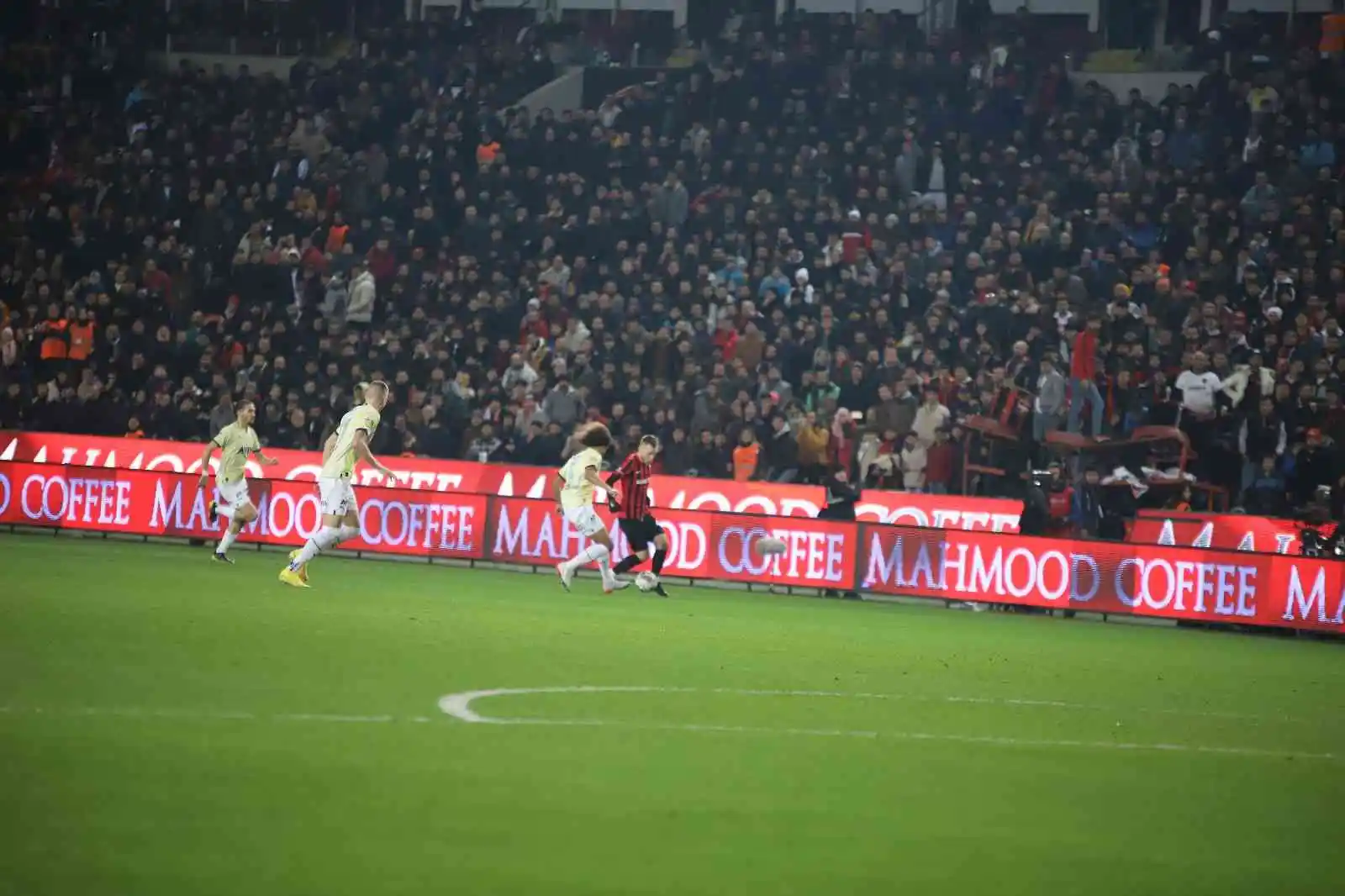 Spor Toto Süper Lig: Gaziantep FK: 0 - Fenerbahçe: 1 (Maç devam ediyor)
