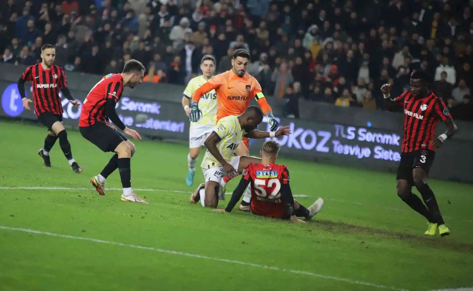 Spor Toto Süper Lig: Gaziantep FK: 1 - Fenerbahçe: 2 (Maç sonucu)
