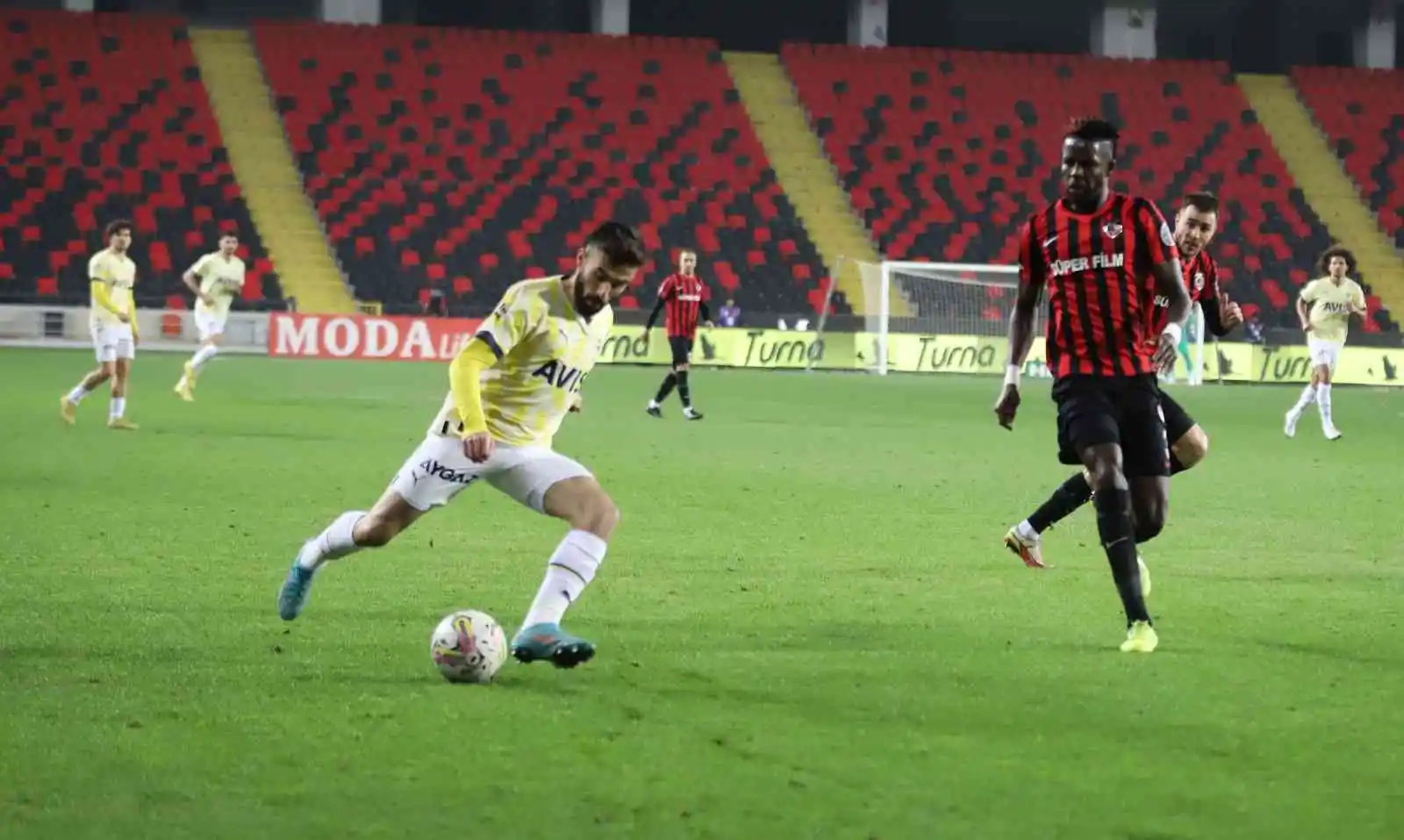 Spor Toto Süper Lig: Gaziantep FK: 1 - Fenerbahçe: 2 (Maç sonucu)
