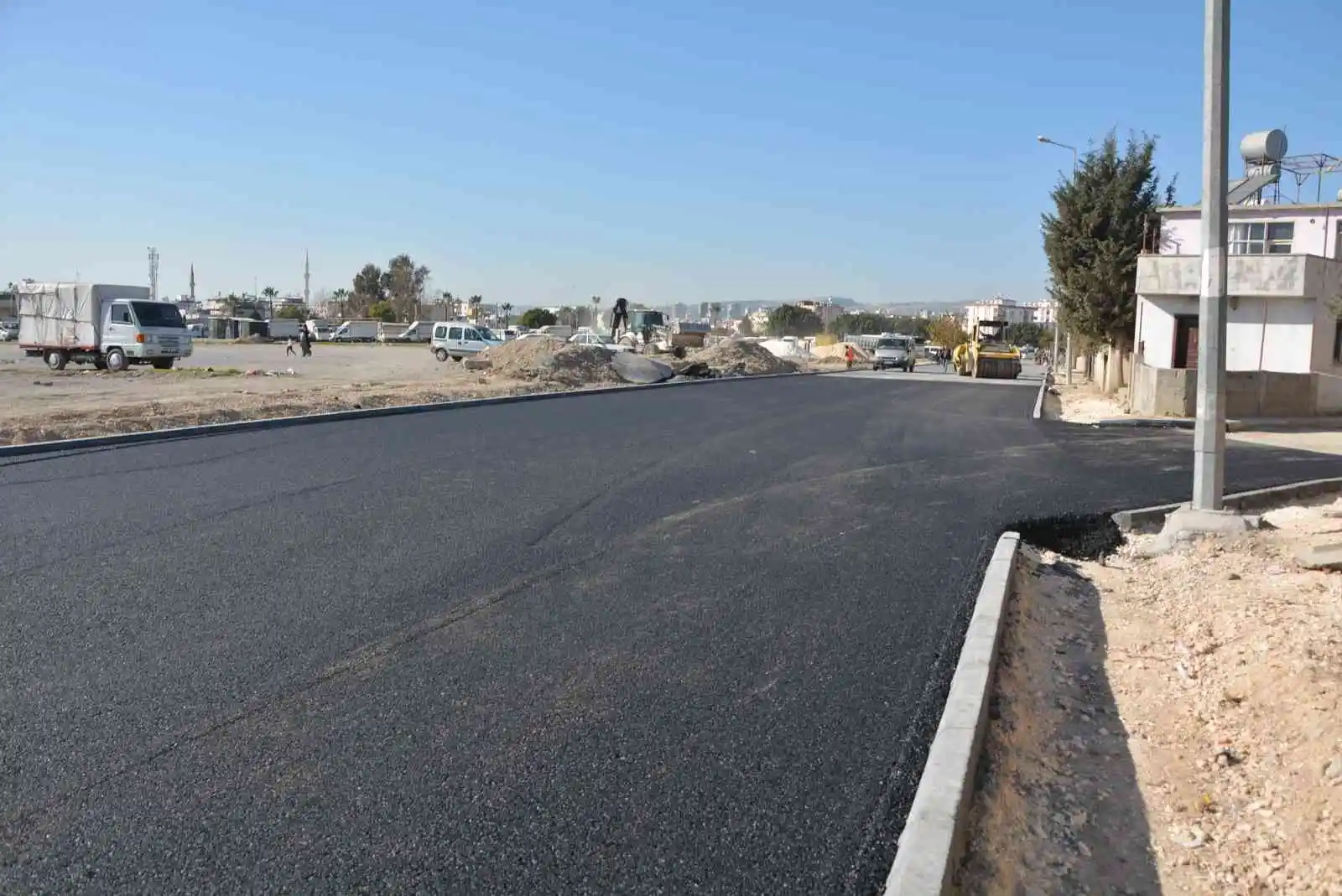 Tarsus’taki Toros Caddesi yenilendi
