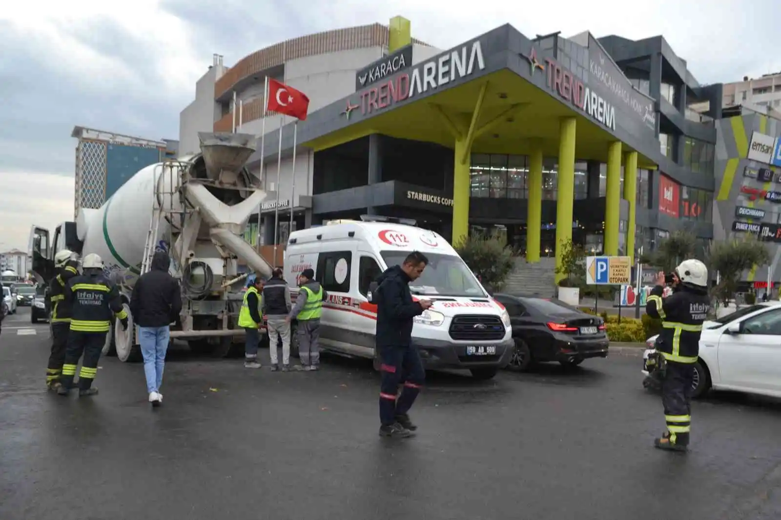 Tekirdağ’da feci kaza: Mikserin altında kalan yaya kurtarılamadı
