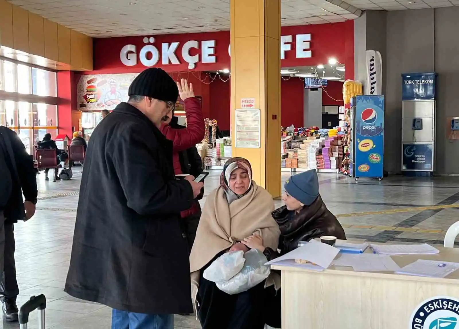 Eskişehir’e gelen depremzedeler o anları gözyaşları ile anlattı
