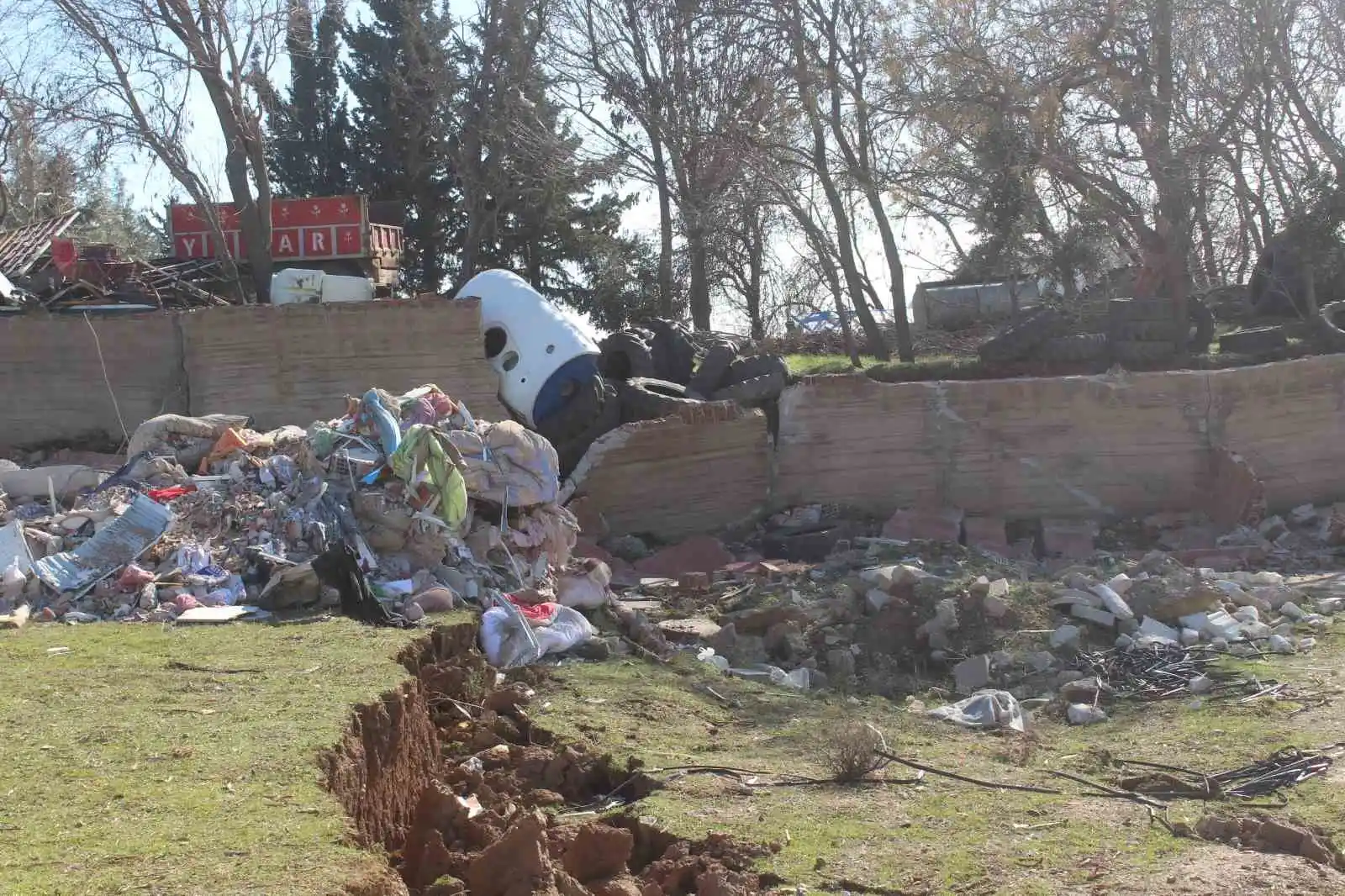 Fay hattı geçtiği yeri savaş alanına çevirdi
