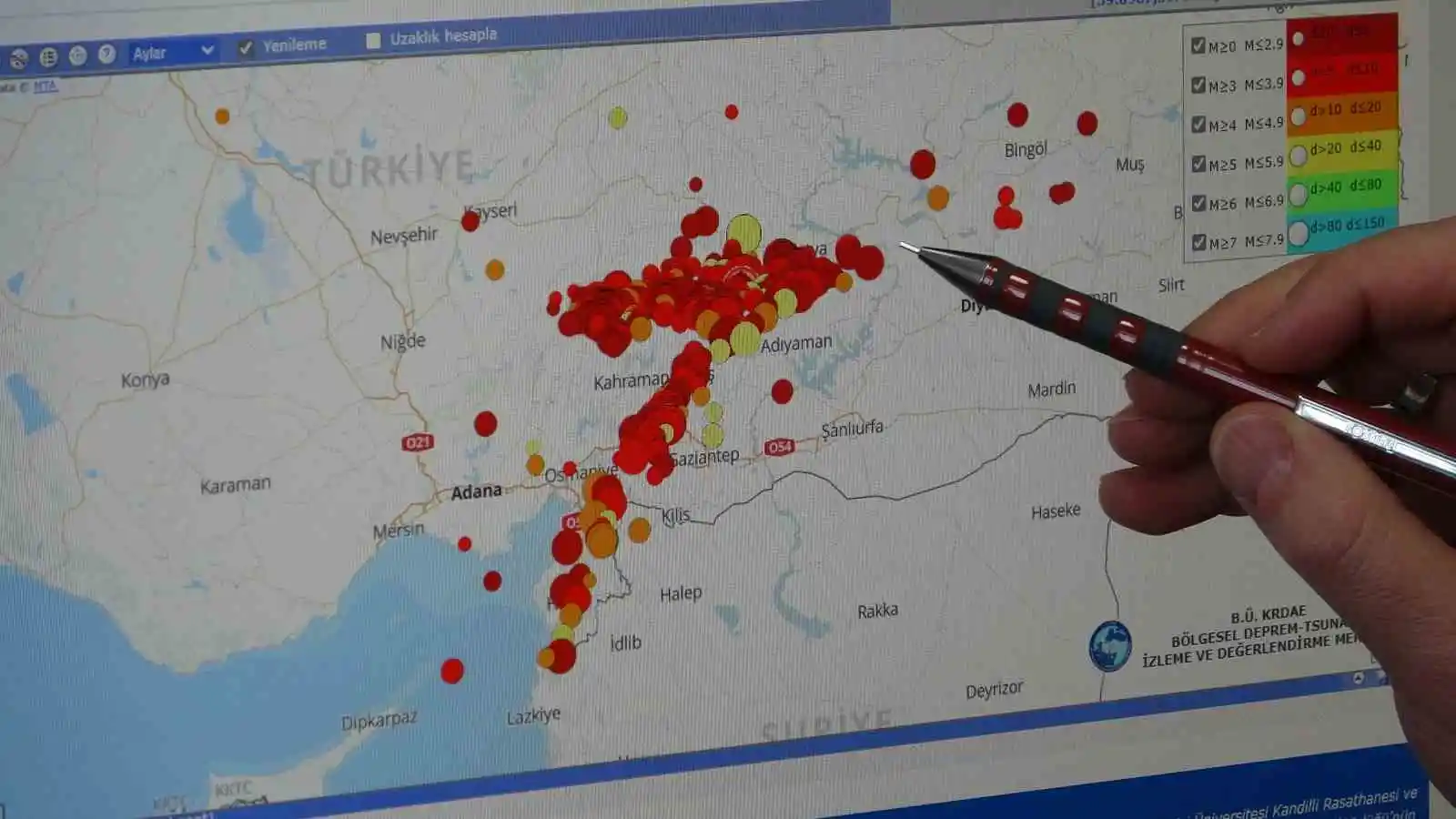 İki depremin yakın lokasyonda olması uzmanları şaşırttı
