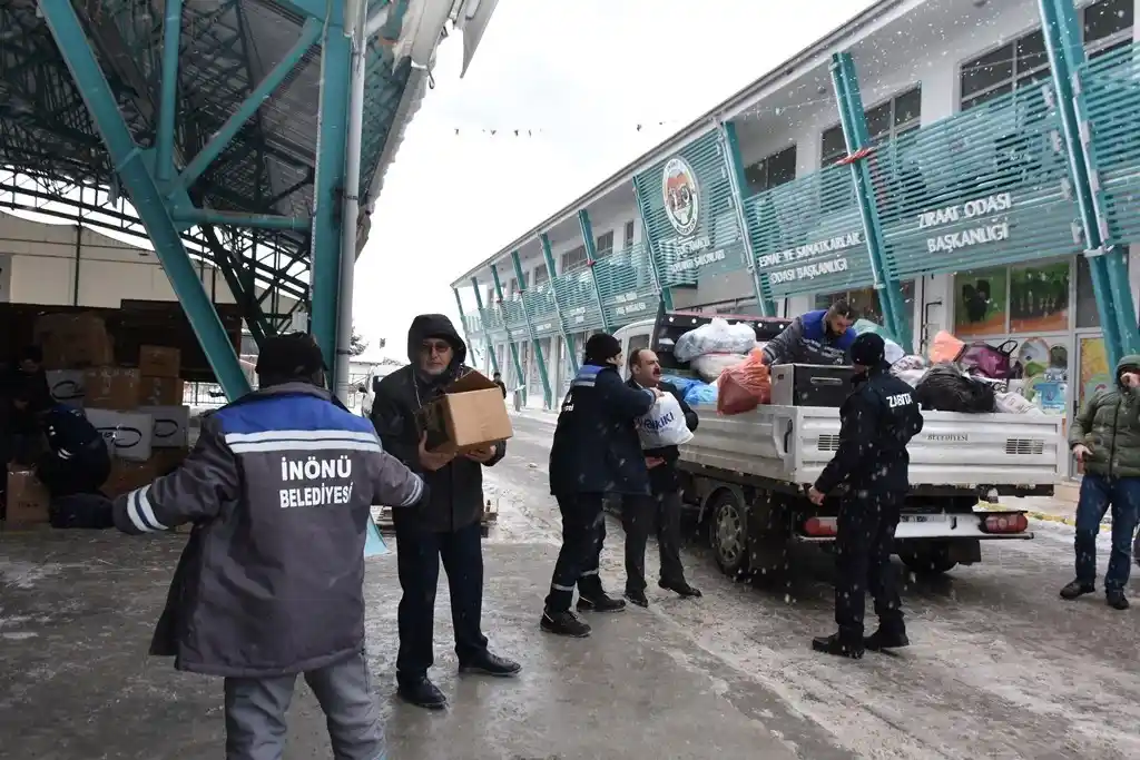 İnönü depremzedeler için seferber oldu
