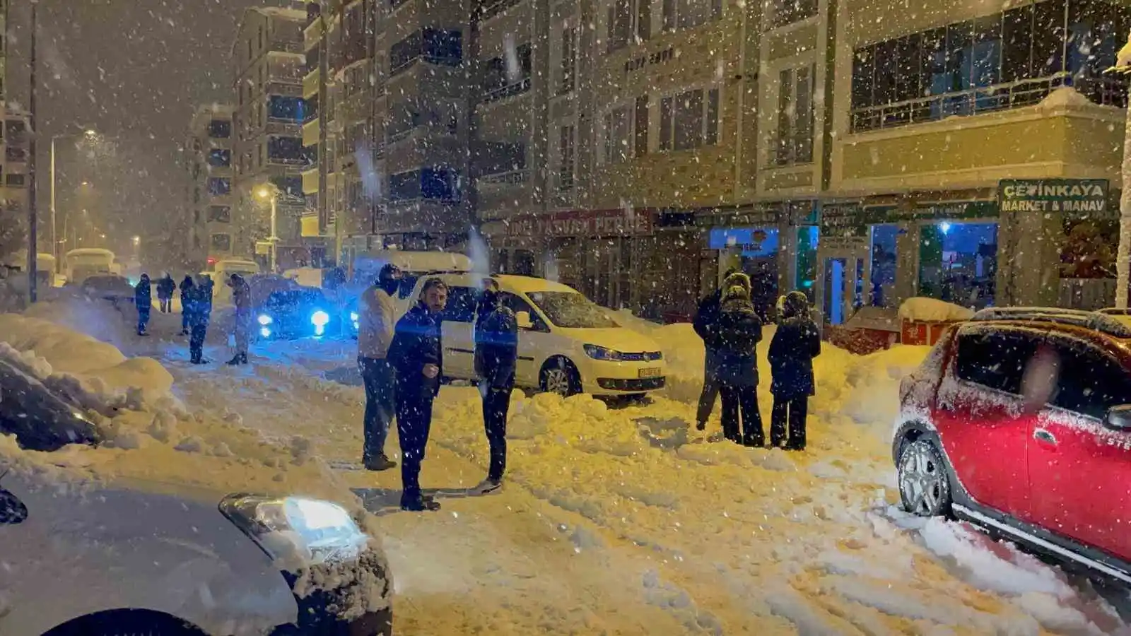 Kahramanmaraş’taki deprem Bitlis’te de şiddetli bir şekilde hissedildi
