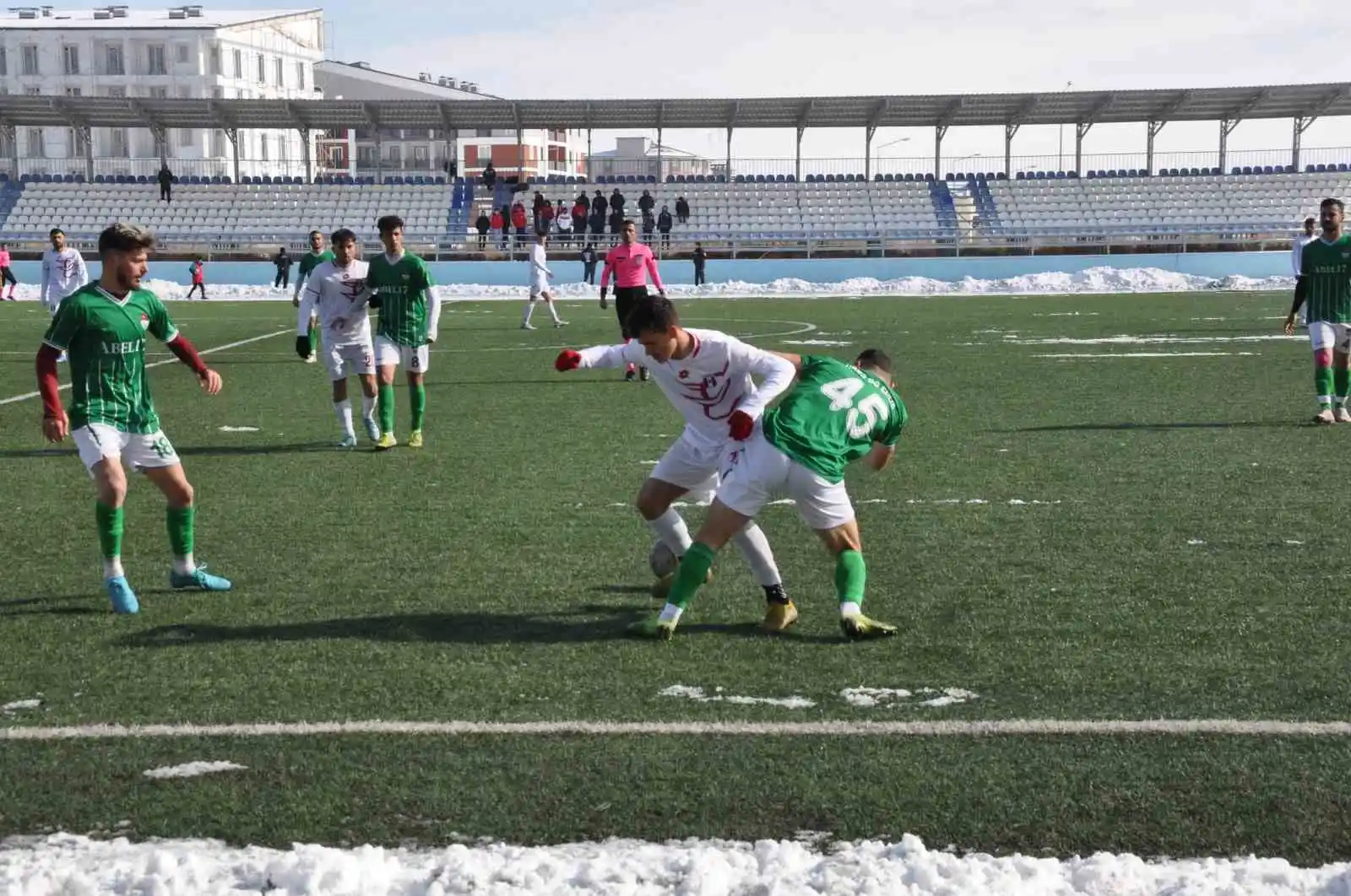 Kars 36 Spor: 1 Serhat Ardahan Spor: 2
