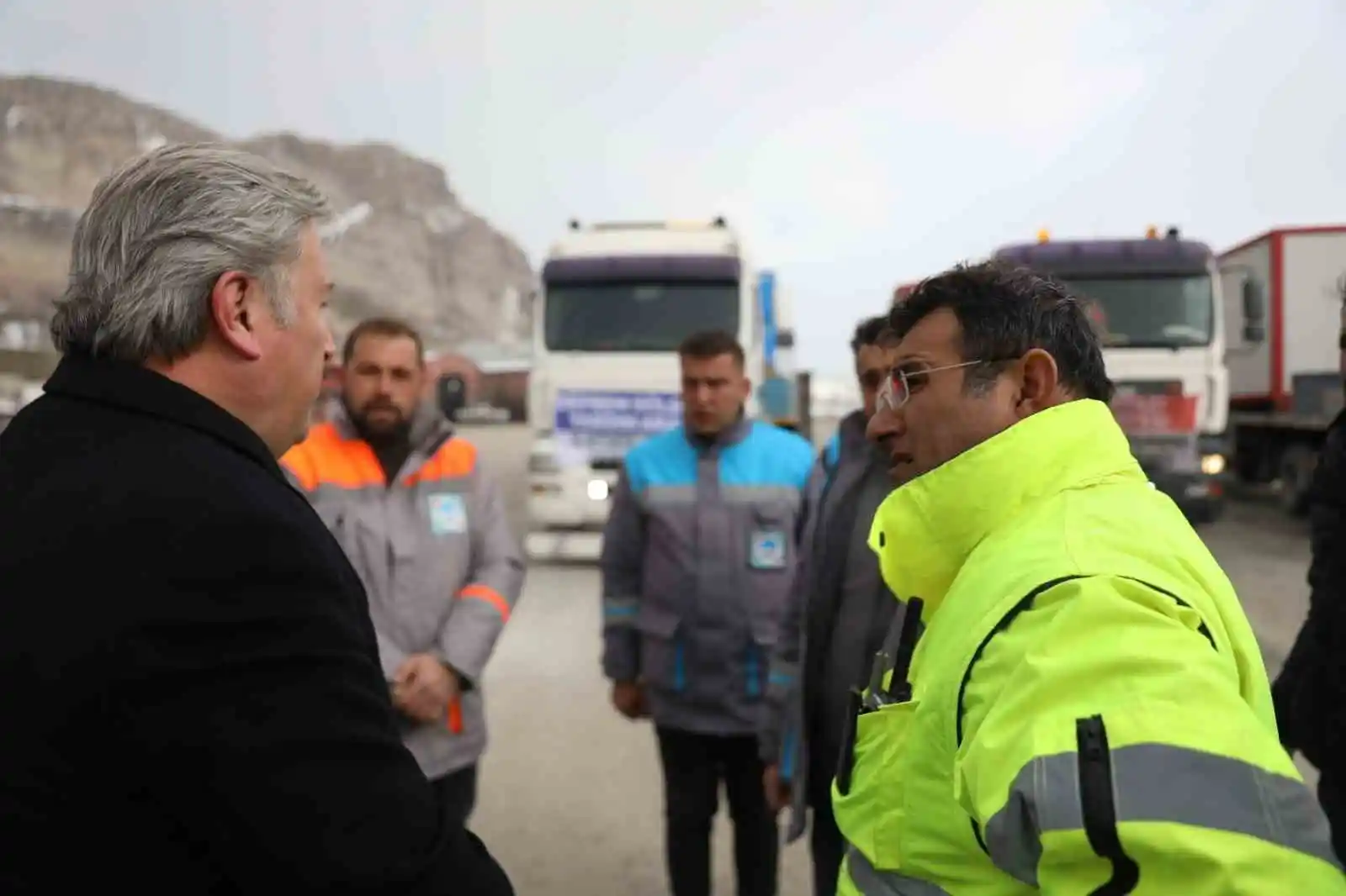 Melikgazi'nin Personel ve İş Makineleri ile Kahramanmaraş'a Desteği Devam Ediyor
