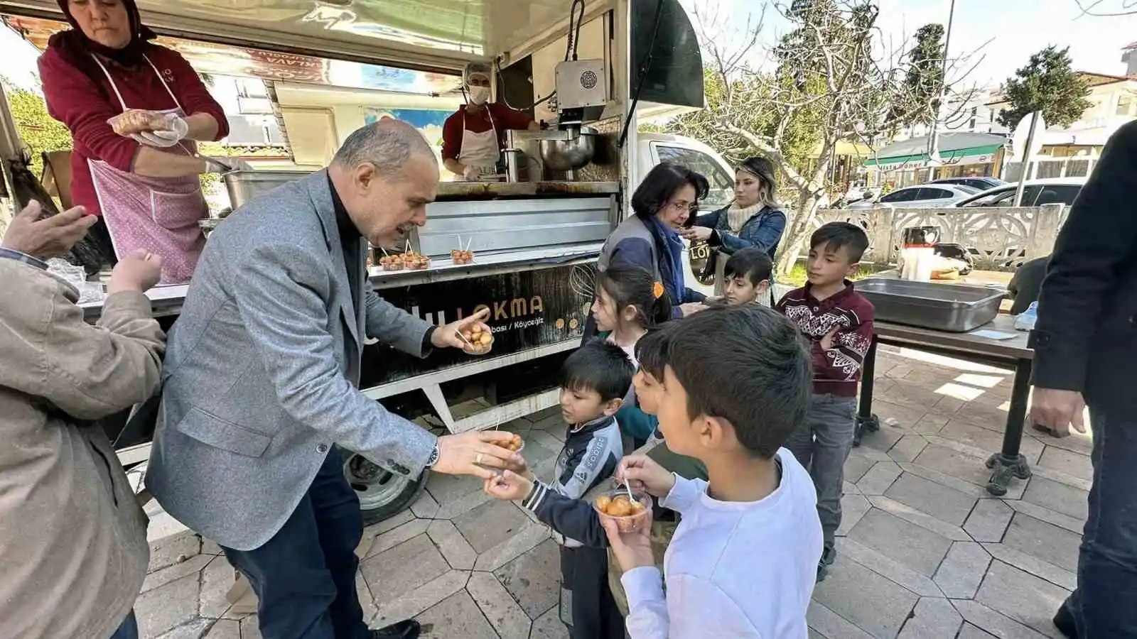 Ortaca'da vefat eden depremzedeler için lokma hayrı
