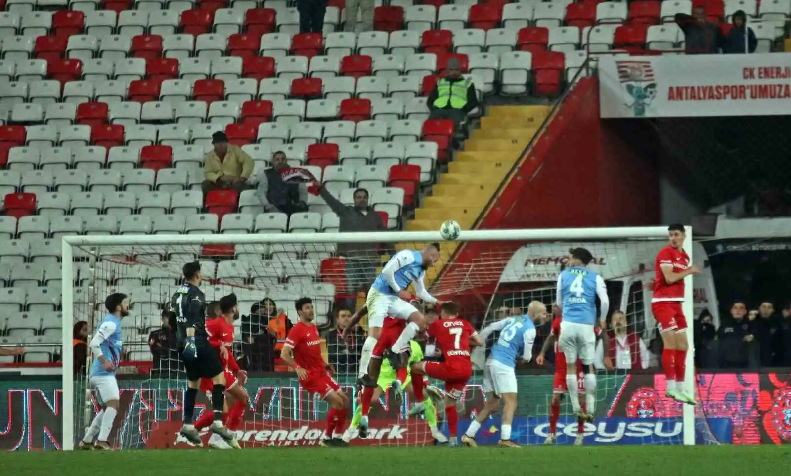 Spor Toto Süper Lig: FTA Antalyaspor: 1 - Gaziantep FK: 0 (Maç sonucu)
