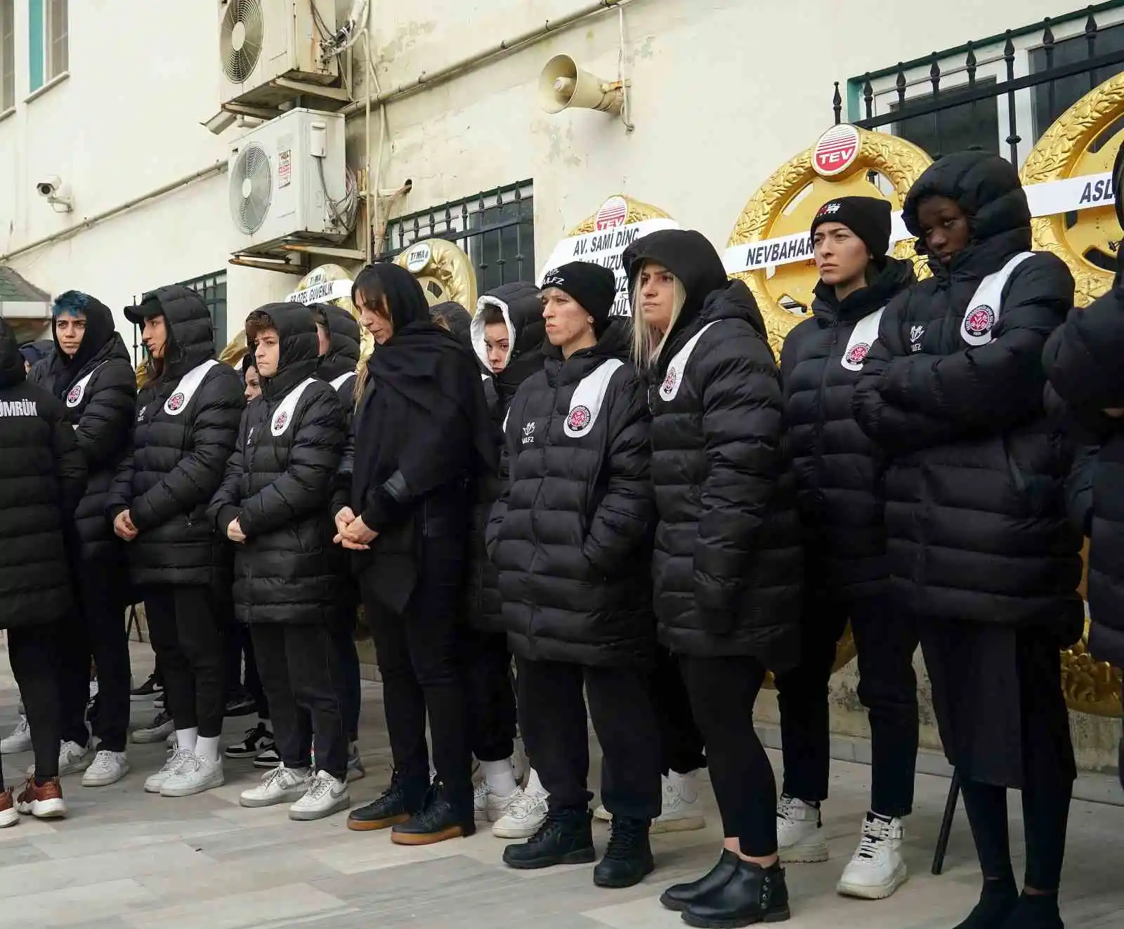 Süleyman Hurma'nın babası Ziya Hurma, son yolculuğuna uğurlandı
