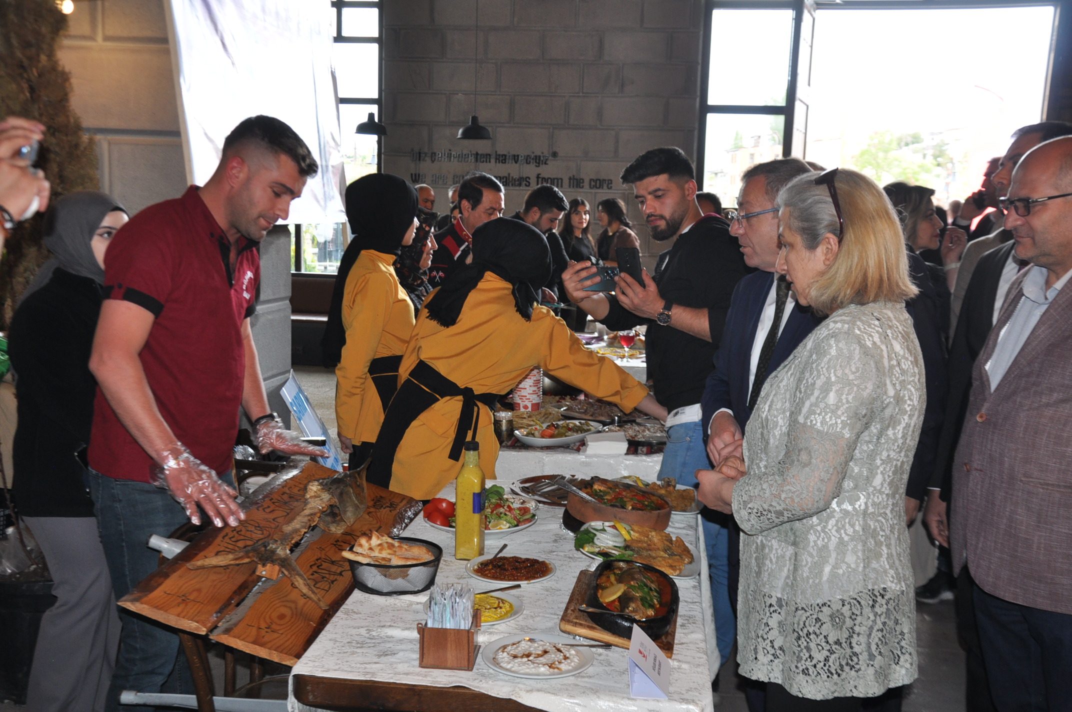 Kars'ın yöresel yemekleri görücüye çıktı