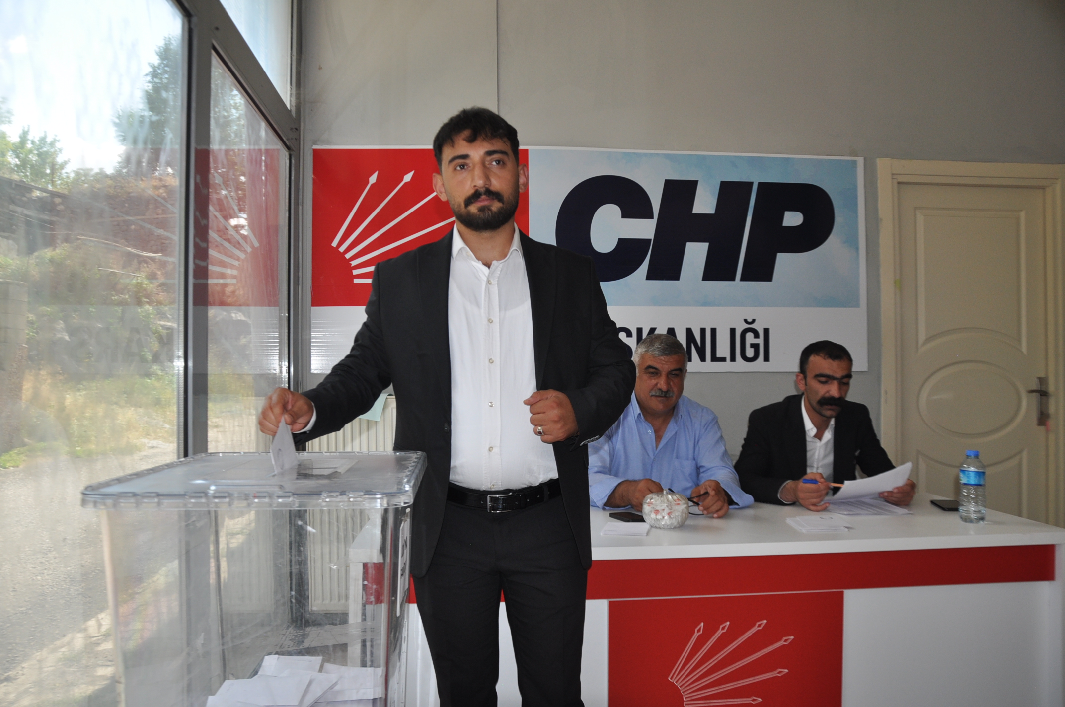 CHP'de merkez ilçe gençlik kolları seçimi yapıldı