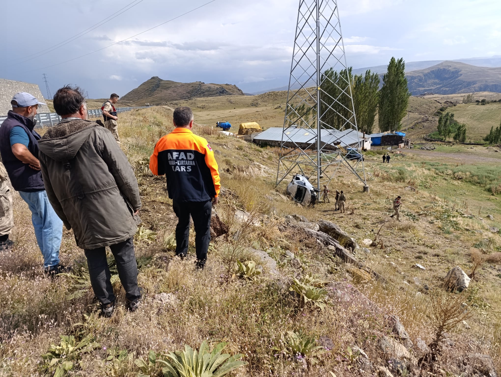 Kars'ta trafik kazası: 1'i ağır 4 yaralı