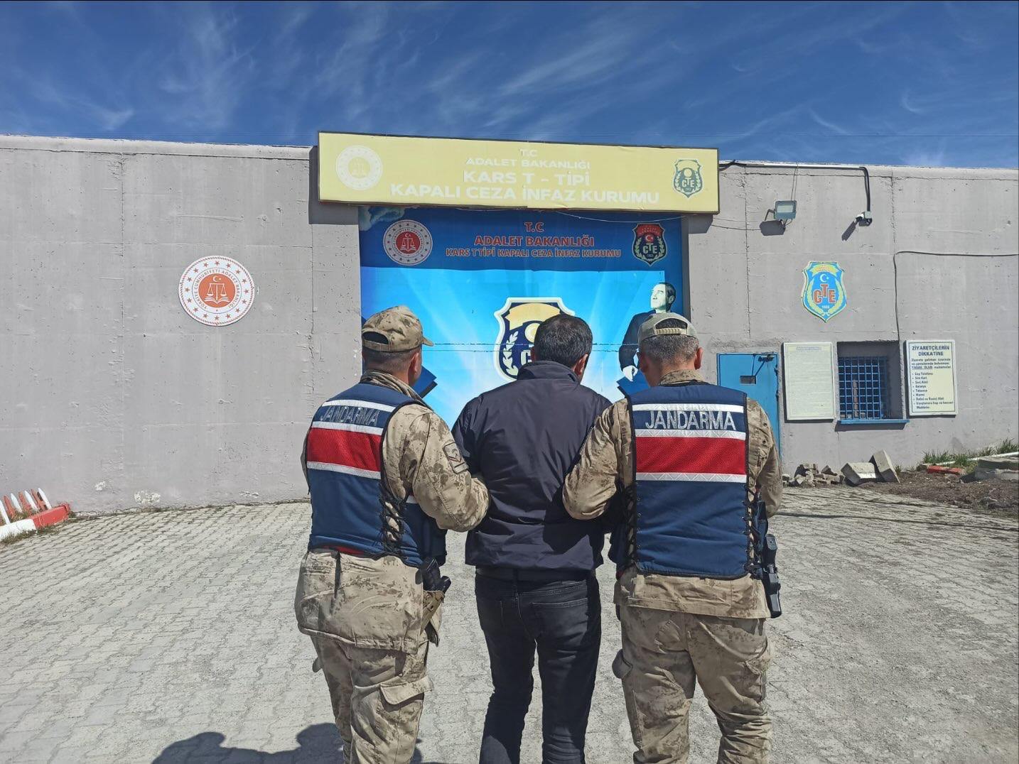 Kars'ta FETÖ Üyesi Bir Kişi Yakalanarak Tutuklandı